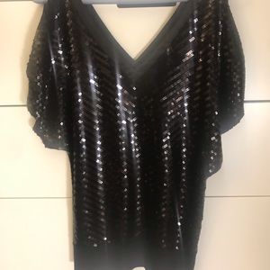 ✨NWOT 2B BEBE Sequin Blouse✨